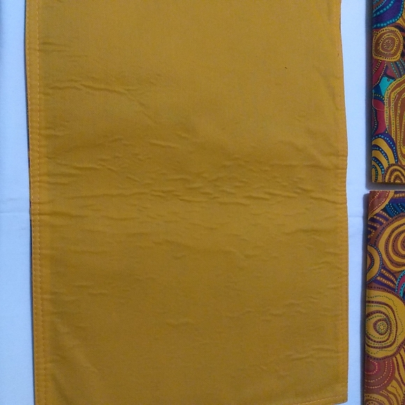JIJAKA AUSTRALIA YELLOW MULTICOLOR ART 4 TABLE PLACEMATS - Picture 8 of 8